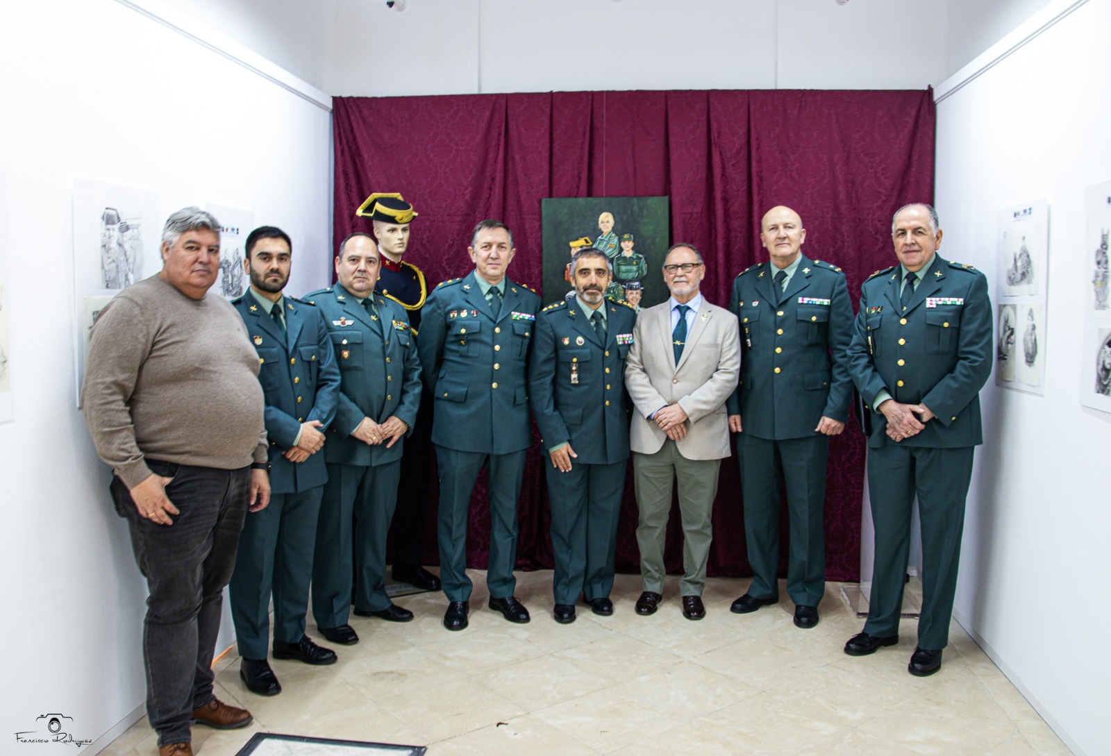 El Pintor José Manuel Otero y RAGCE inauguran en Estepa la exposición HÉROES ANÓNIMOS, un Homenaje a la Guardia Civil