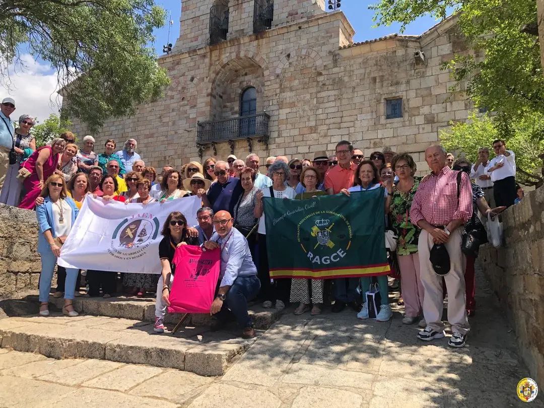 RAGCE vuelve a compartir una jornada emotiva y especial con la Asociación de Guardias Civiles Retirados y en Reserva de Jaén